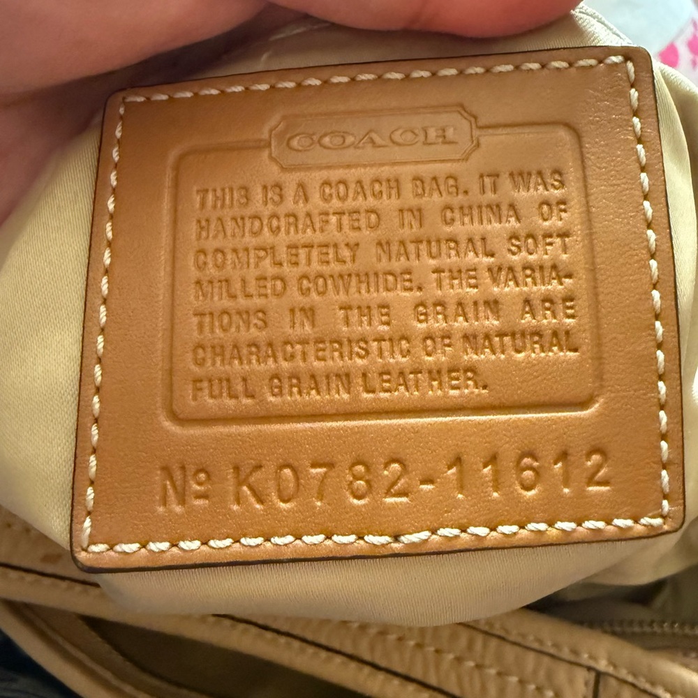 Coach Ergo Tan Leather Shoulder Bag - Classic Pebbled Hobo - Picture 8 of 8